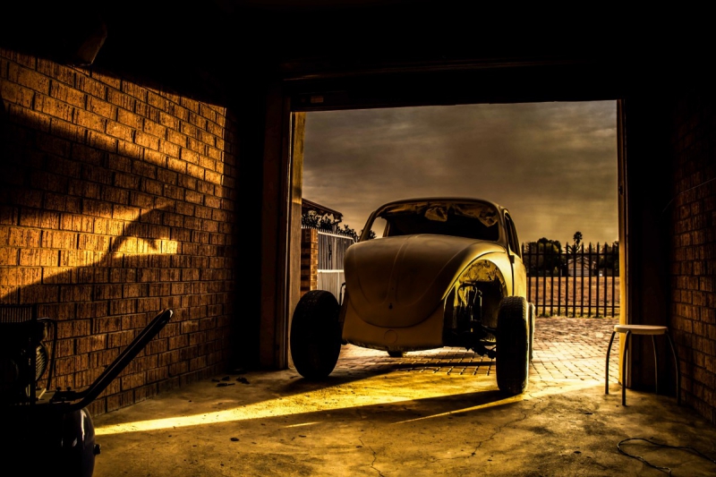 carrosserie-BEZAUDUN LES ALPES-min_car_garage_volkswagen_sunset_vw_beetle-81658